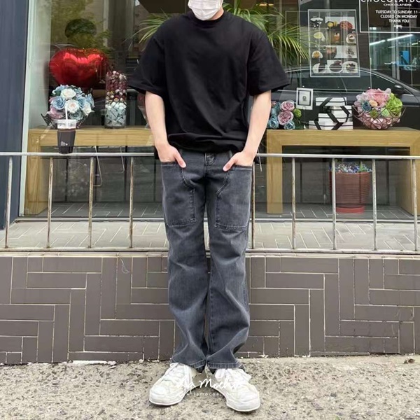 大口袋設計牛仔直筒褲